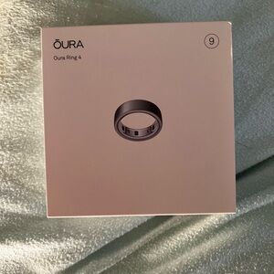Oura Ring 4 Size 9 brushed silver